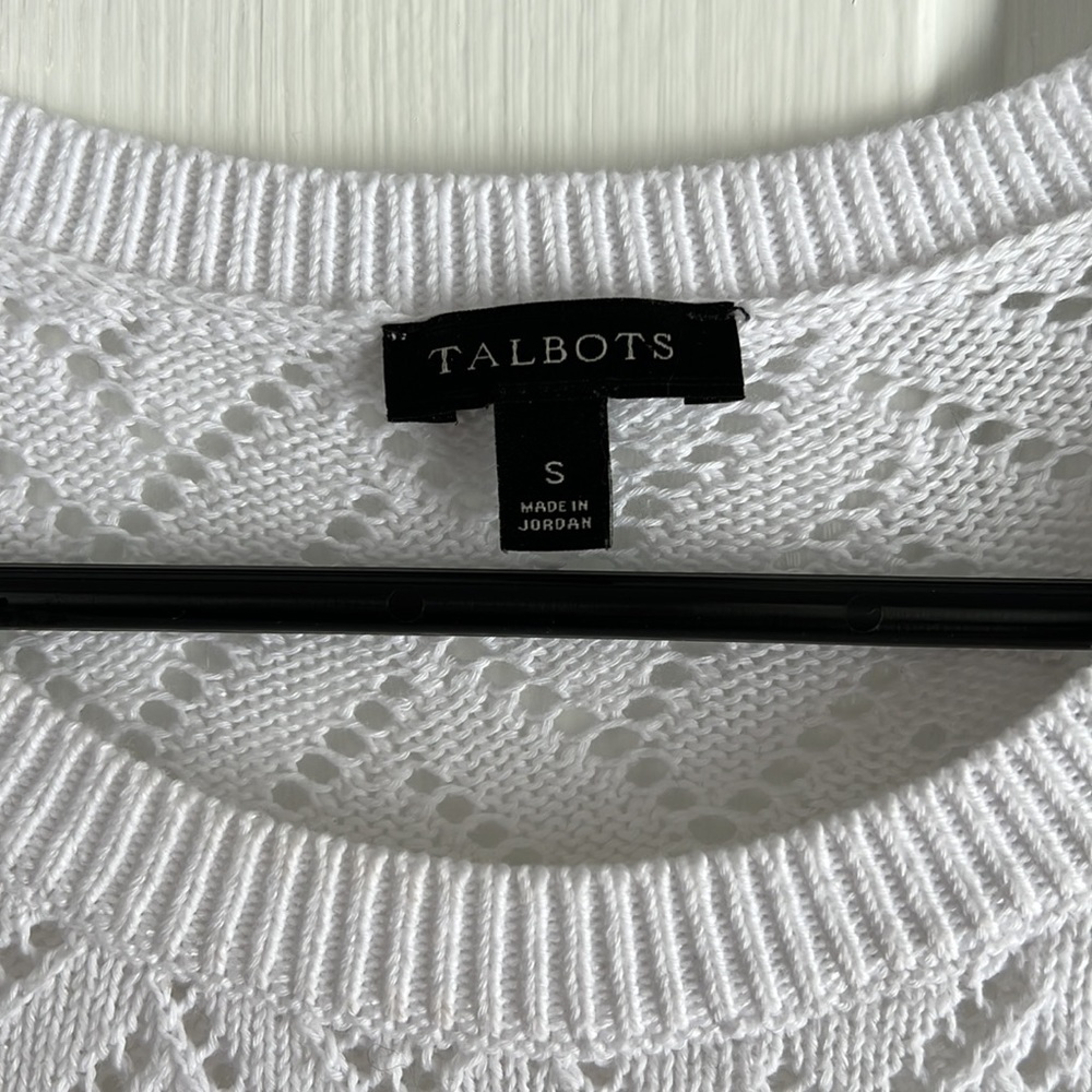 Talbots Sweater. - Picture 8 of 10